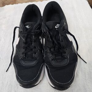 Nike Black‎ Athletic Sneakers